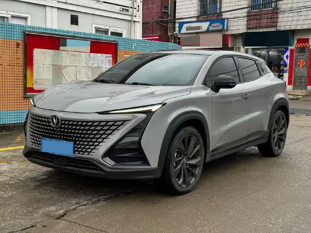 2021 ChangAn UNI-T 1.5T 180HP L4 7DCT,autocango,china used car exporter,china ev exporter,chinese used car exporter,chinese used ev exporter
