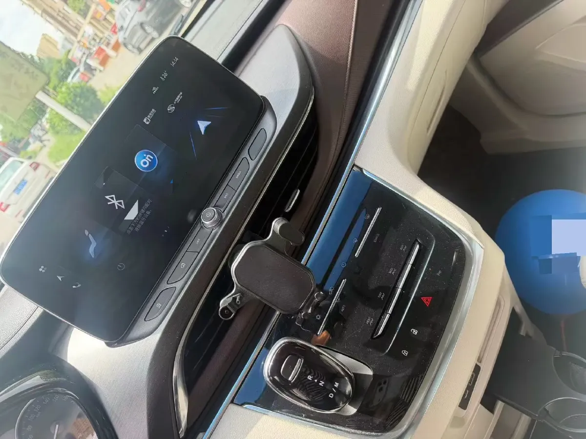 2023 Buick GL8 2.0T 237HP L4 9AT,autocango,china used car exporter,china ev exporter,chinese used car exporter,chinese used ev exporter
