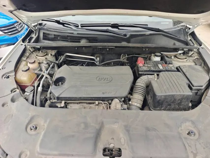 2020 BYD Song Pro 1.5T 160HP L4 6MT,autocango,china used car exporter,china ev exporter,chinese used car exporter,chinese used ev exporter