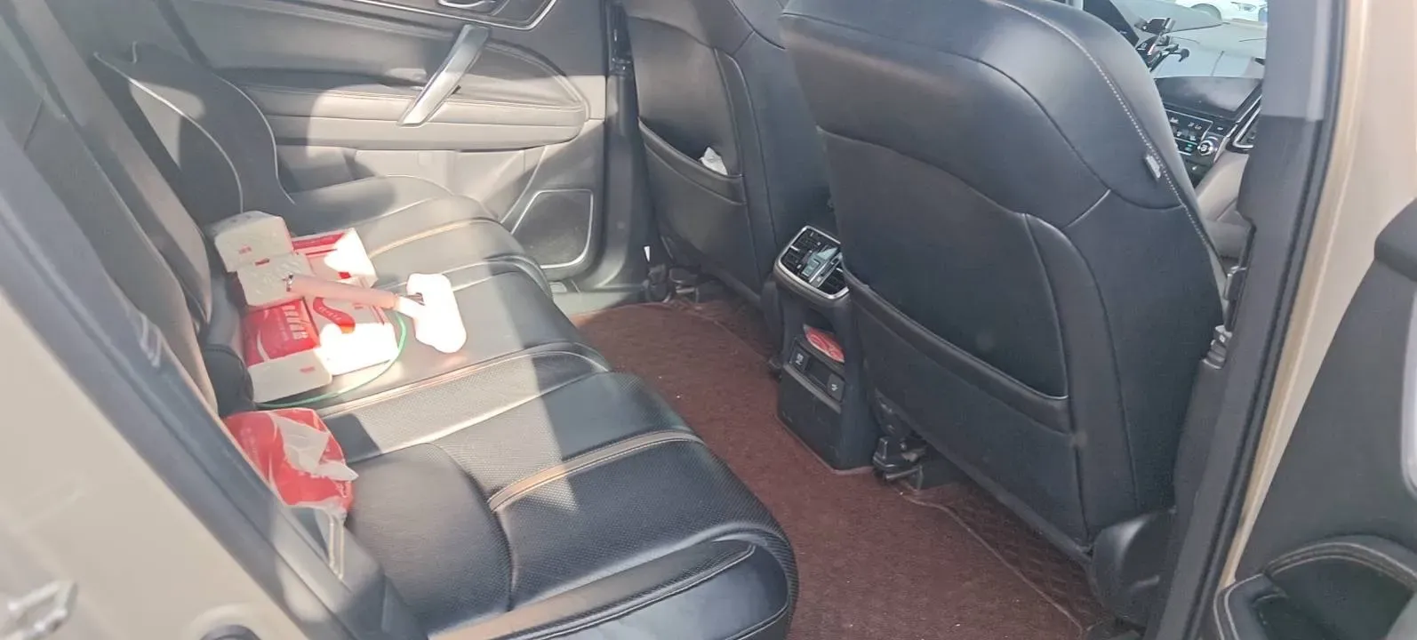 2020 Honda UR-V 2.0T 272HP L4 9AT,autocango,china used car exporter,china ev exporter,chinese used car exporter,chinese used ev exporter