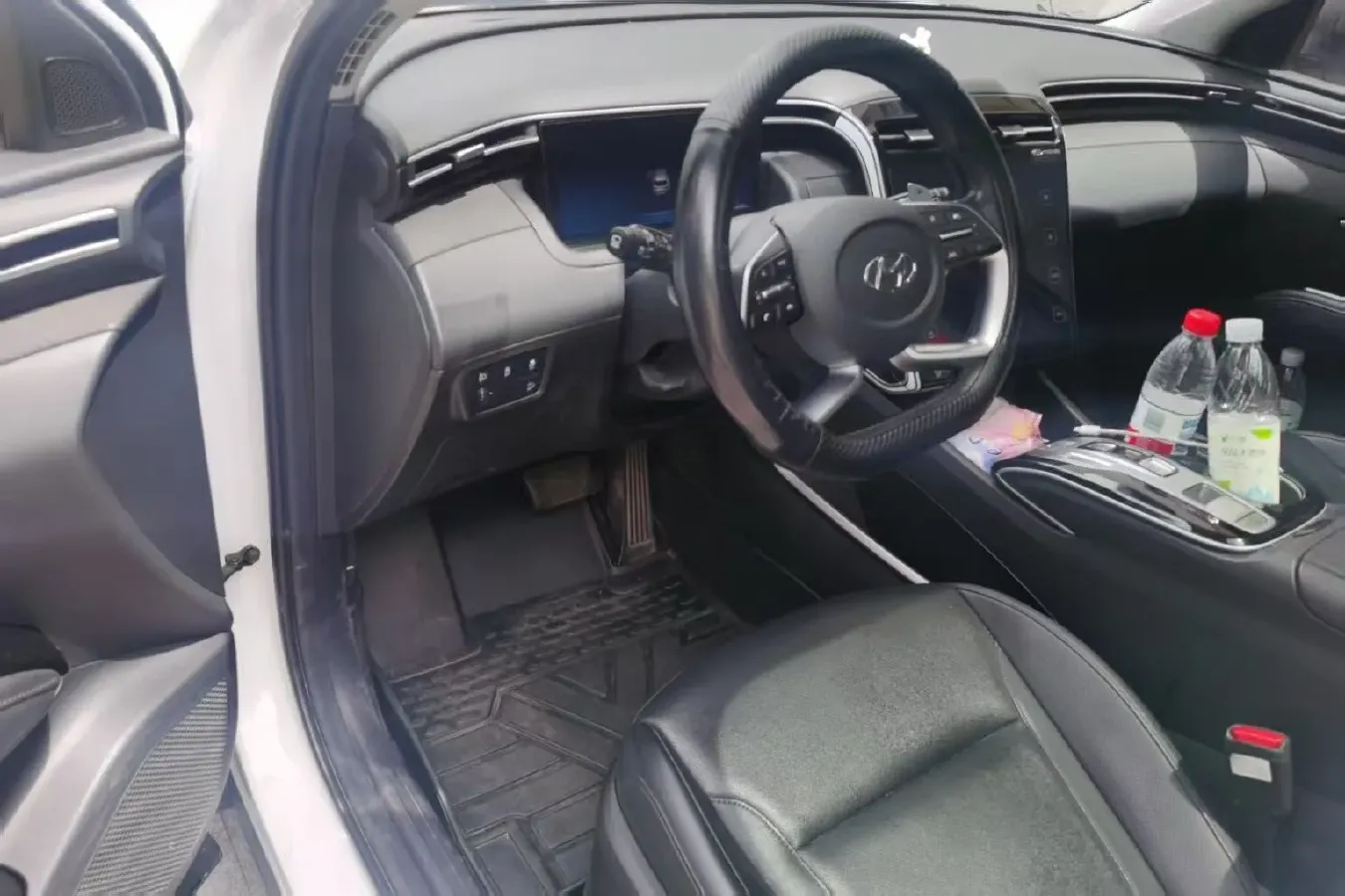 2021 Hyundai Tucson 1.5T 200HP L4 7DCT,autocango,china used car exporter,china ev exporter,chinese used car exporter,chinese used ev exporter