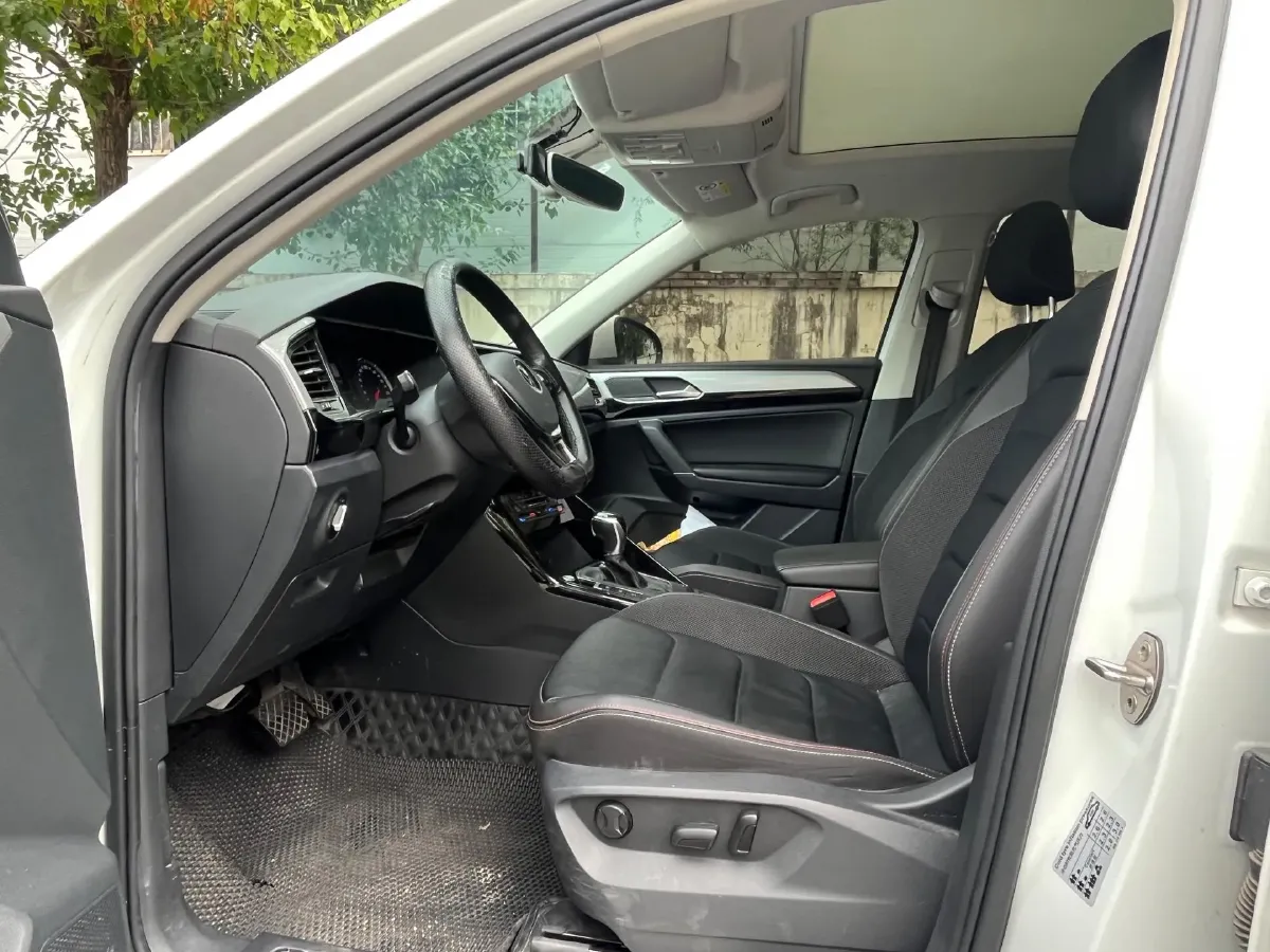 2021 Volkswagen Tayron 2.0T 186HP L4 7DCT,autocango,china used car exporter,china ev exporter,chinese used car exporter,chinese used ev exporter