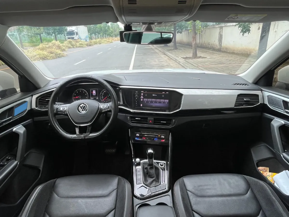 2021 Volkswagen Tayron 2.0T 186HP L4 7DCT,autocango,china used car exporter,china ev exporter,chinese used car exporter,chinese used ev exporter