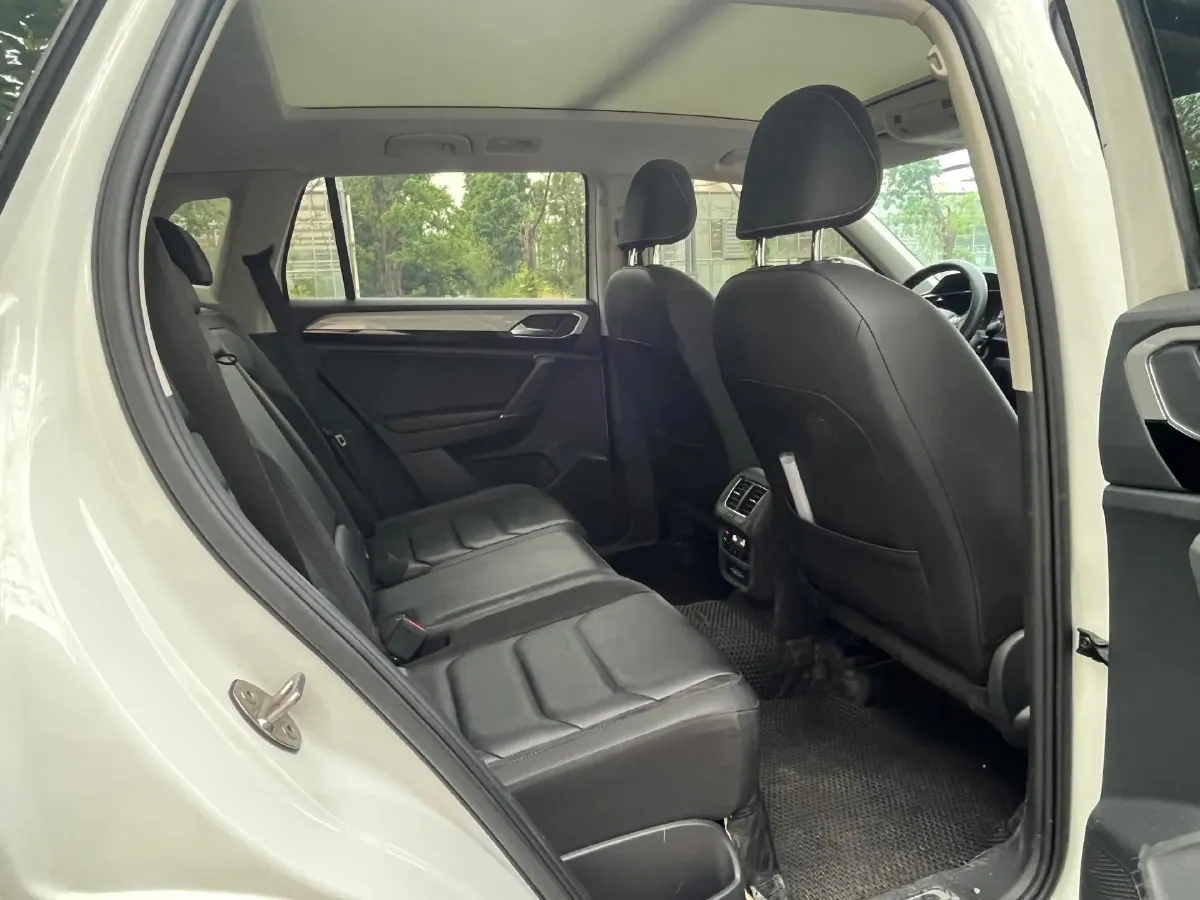 2021 Volkswagen Tayron 2.0T 186HP L4 7DCT,autocango,china used car exporter,china ev exporter,chinese used car exporter,chinese used ev exporter