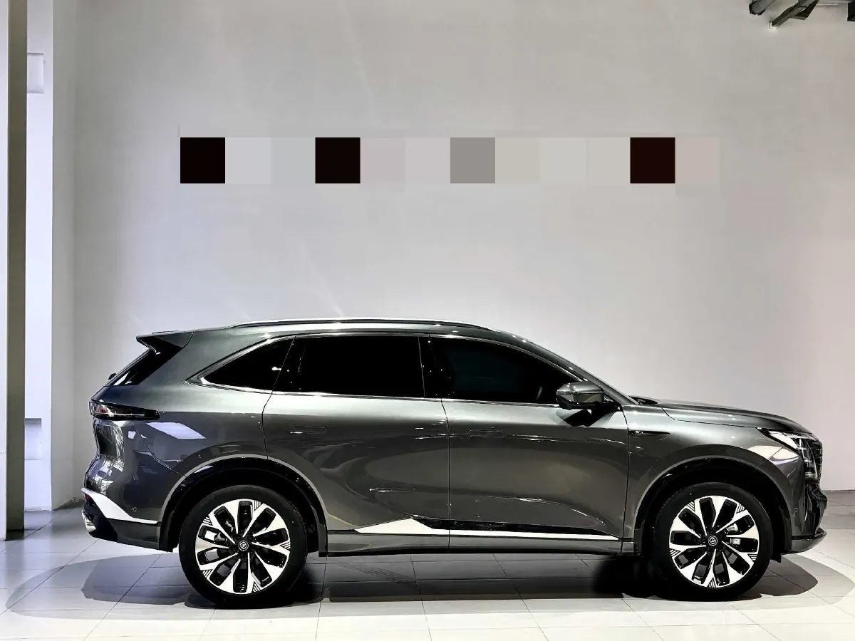 2025 ChangAn CS75 Plus 2.0T 233HP L4 8AT,autocango,china used car exporter,china ev exporter,chinese used car exporter,chinese used ev exporter