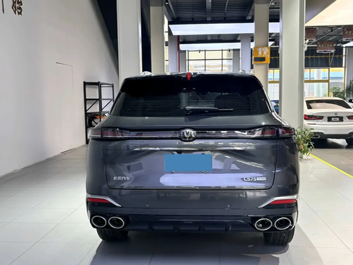 2025 ChangAn CS75 Plus 2.0T 233HP L4 8AT,autocango,china used car exporter,china ev exporter,chinese used car exporter,chinese used ev exporter