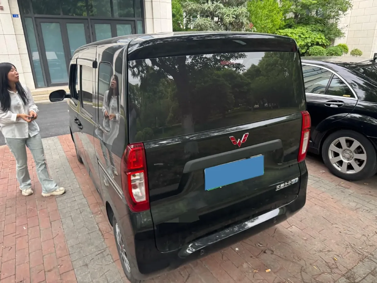 2025 WuLing ZhiGuang BEV 17.7KWH,autocango,china used car exporter,china ev exporter,chinese used car exporter,chinese used ev exporter