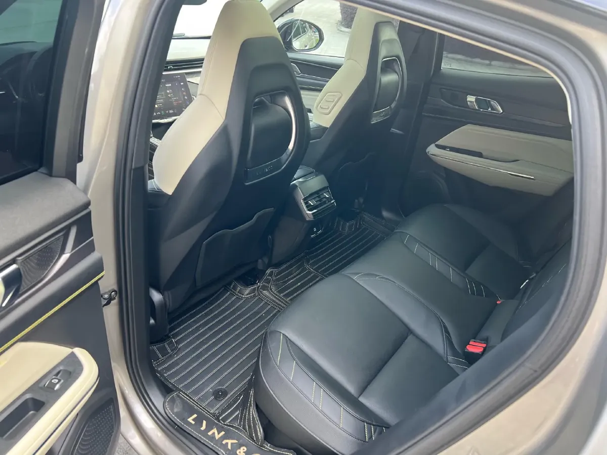 2020 LYNK&CO 05 2.0T 254HP L4 8AT,autocango,china used car exporter,china ev exporter,chinese used car exporter,chinese used ev exporter