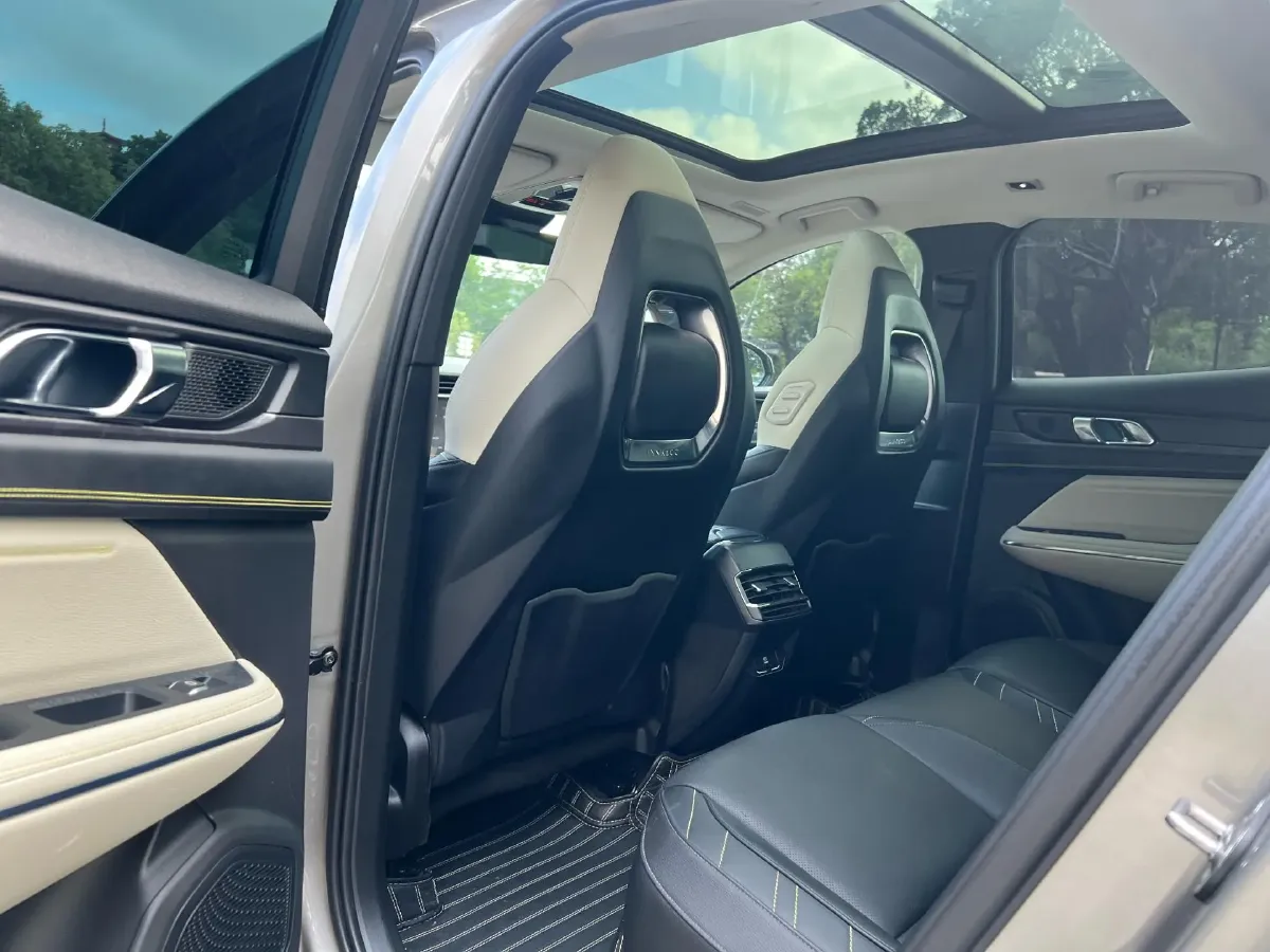 2020 LYNK&CO 05 2.0T 254HP L4 8AT,autocango,china used car exporter,china ev exporter,chinese used car exporter,chinese used ev exporter