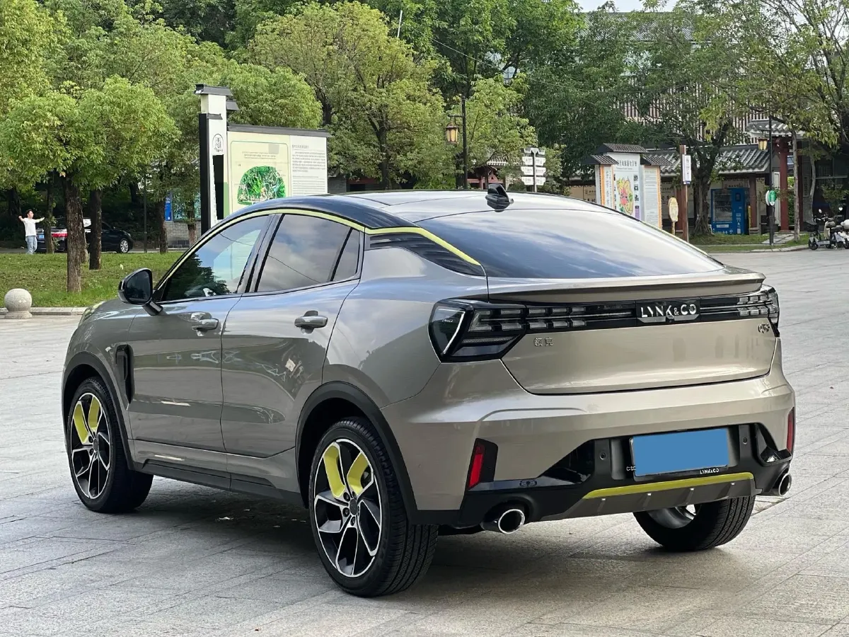 2020 LYNK&CO 05 2.0T 254HP L4 8AT,autocango,china used car exporter,china ev exporter,chinese used car exporter,chinese used ev exporter