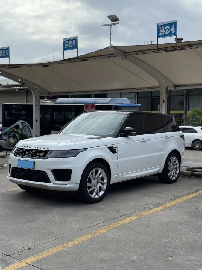 2018 Land Rover Range Rover Sport 3.0T 340HP V6 8AT,autocango,china used car exporter,china ev exporter,chinese used car exporter,chinese used ev exporter