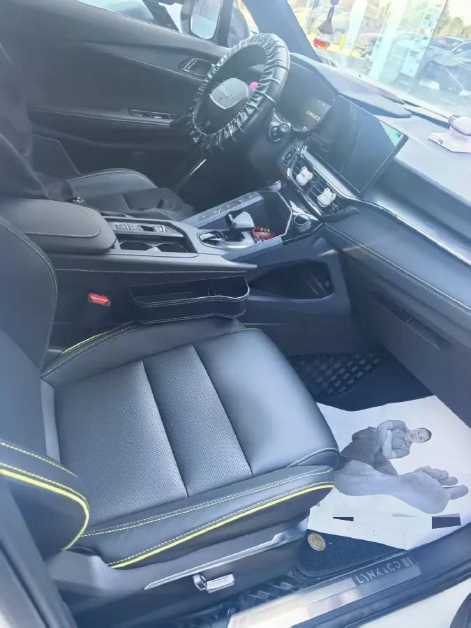 2023 LYNK&CO 06 1.5T 181HP L4 7DCT,autocango,china used car exporter,china ev exporter,chinese used car exporter,chinese used ev exporter