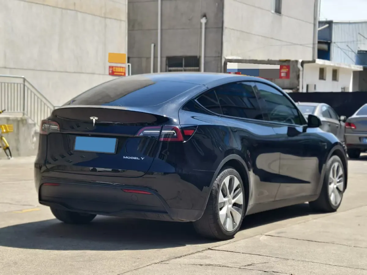 2022 BMW 3 Series 2.0T 184HP L4 8AT,autocango,china used car exporter,china ev exporter,chinese used car exporter,chinese used ev exporter