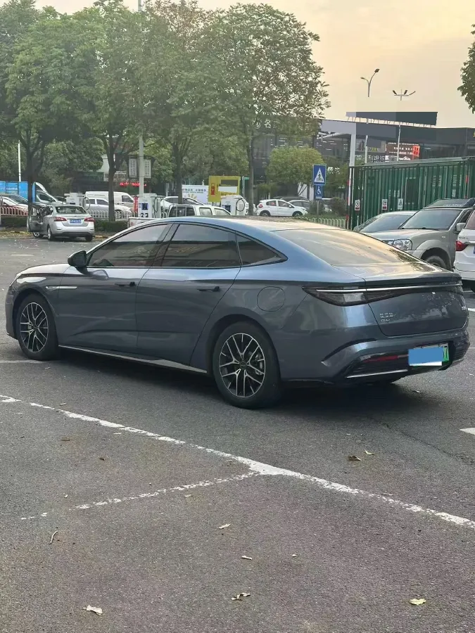 2025 BYD Seal07 DM-i 1.5L 101HP L4 E-CVT PHEV 17.6KWH,autocango,china used car exporter,china ev exporter,chinese used car exporter,chinese used ev exporter