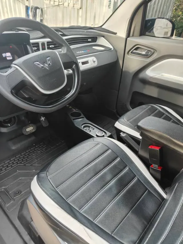 2021 WuLing HongGuang MINI EV BEV 13.9KWH,autocango,china used car exporter,china ev exporter,chinese used car exporter,chinese used ev exporter