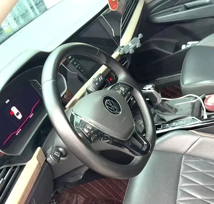2021 Volkswagen Passat 2.0T 186HP L4 7DCT,autocango,china used car exporter,china ev exporter,chinese used car exporter,chinese used ev exporter