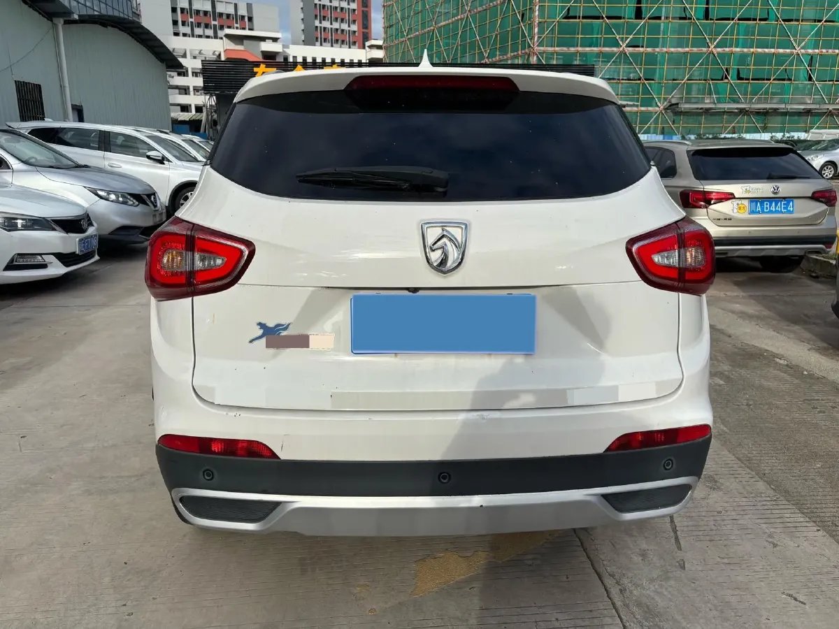 2017 HaiMa S5 Young Edition 1.6L 122HP L4 5MT,autocango,china used car exporter,china ev exporter,chinese used car exporter,chinese used ev exporter