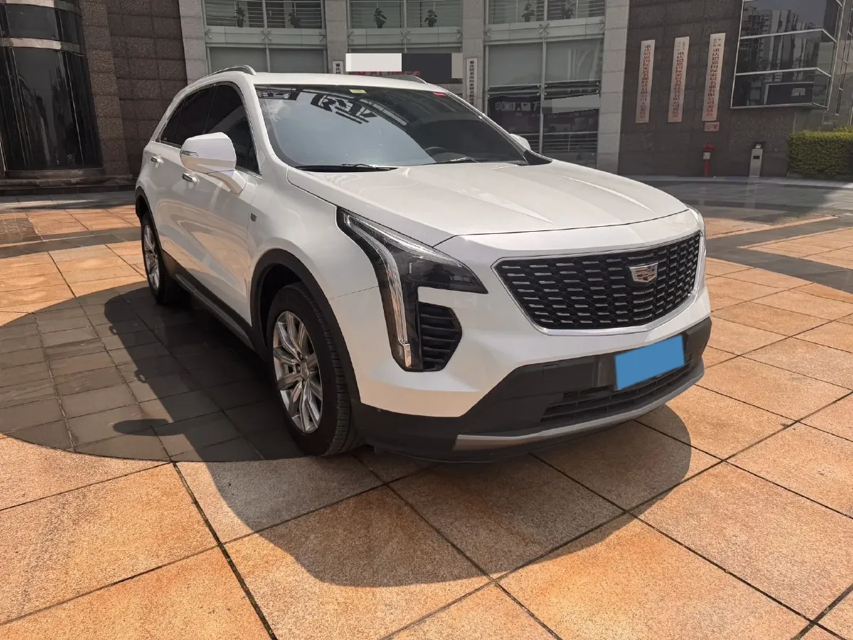 2021 Cadillac XT4 2.0T 237HP L4 9AT,autocango,china used car exporter,china ev exporter,chinese used car exporter,chinese used ev exporter