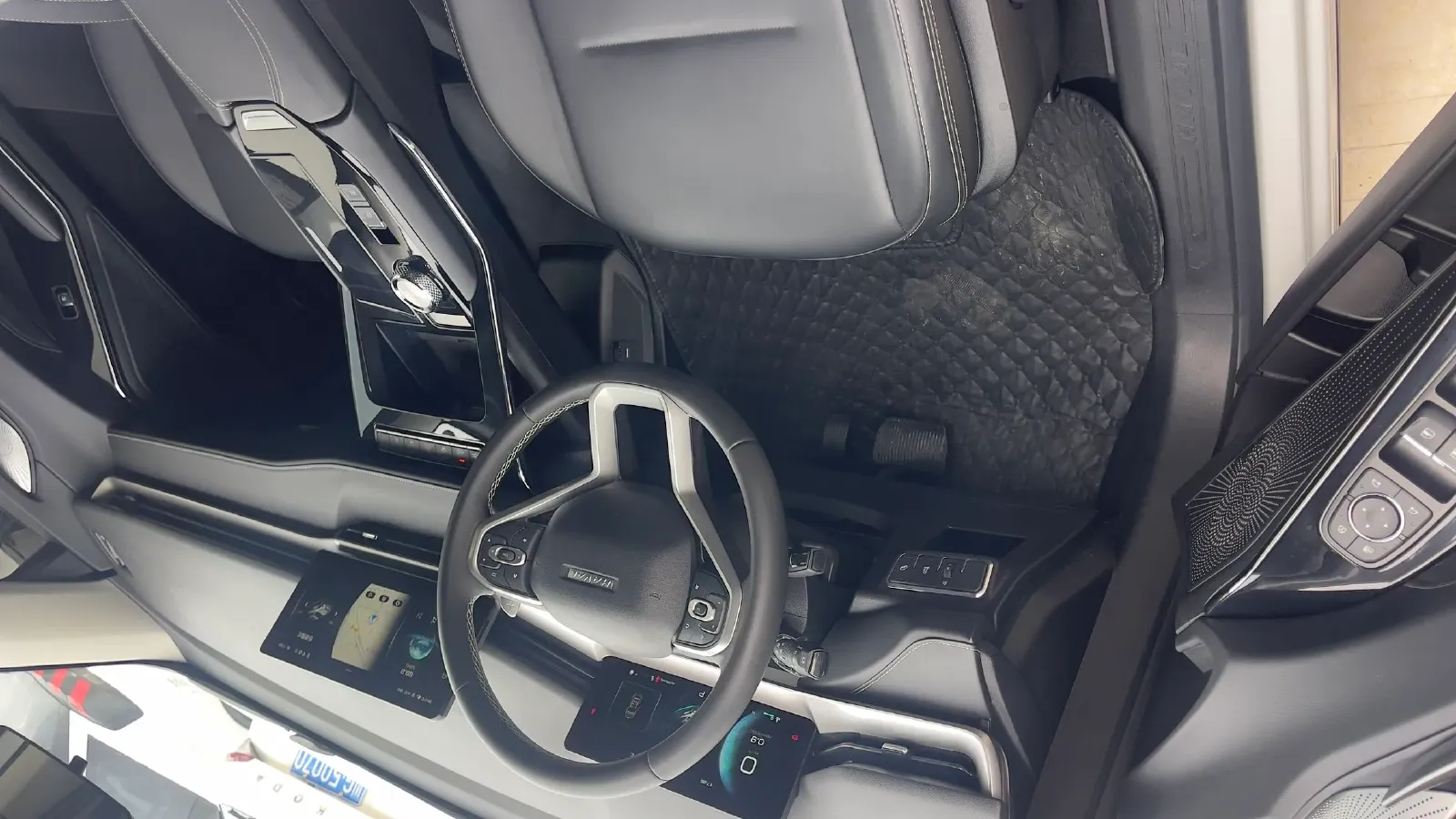 2022 Haval H6 1.5T 184HP L4 7DCT,autocango,china used car exporter,china ev exporter,chinese used car exporter,chinese used ev exporter