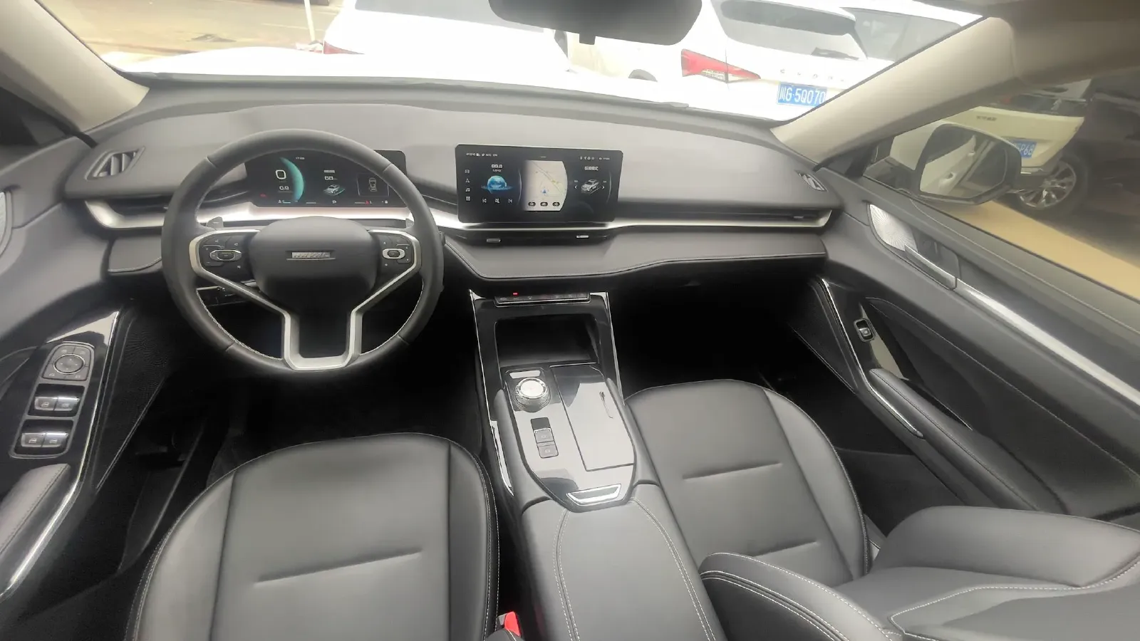 2022 Haval H6 1.5T 184HP L4 7DCT,autocango,china used car exporter,china ev exporter,chinese used car exporter,chinese used ev exporter
