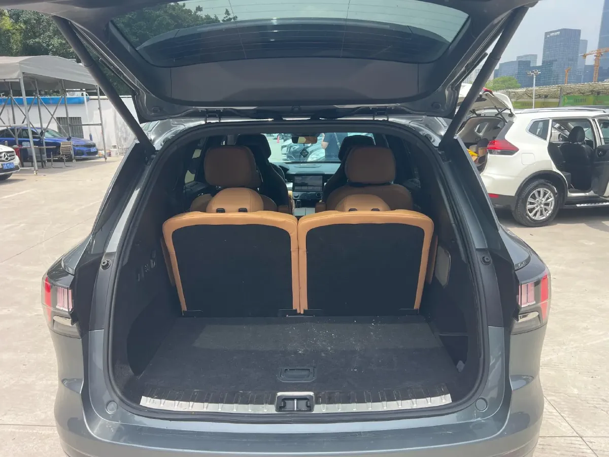 2021 Kia Carnival 2.0T 233HP L4 8AT,autocango,china used car exporter,china ev exporter,chinese used car exporter,chinese used ev exporter