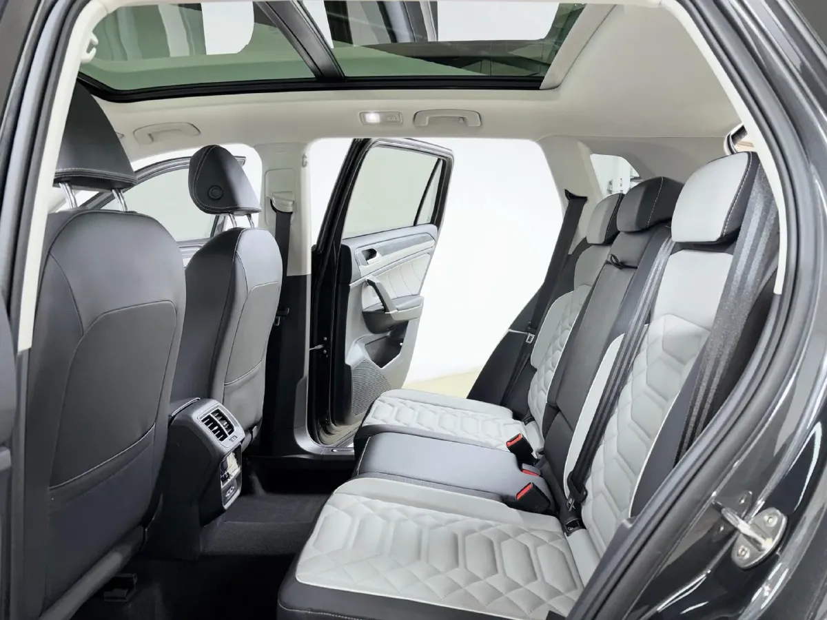 2023 Volkswagen Tayron 1.4T 150HP L4 7DCT,autocango,china used car exporter,china ev exporter,chinese used car exporter,chinese used ev exporter