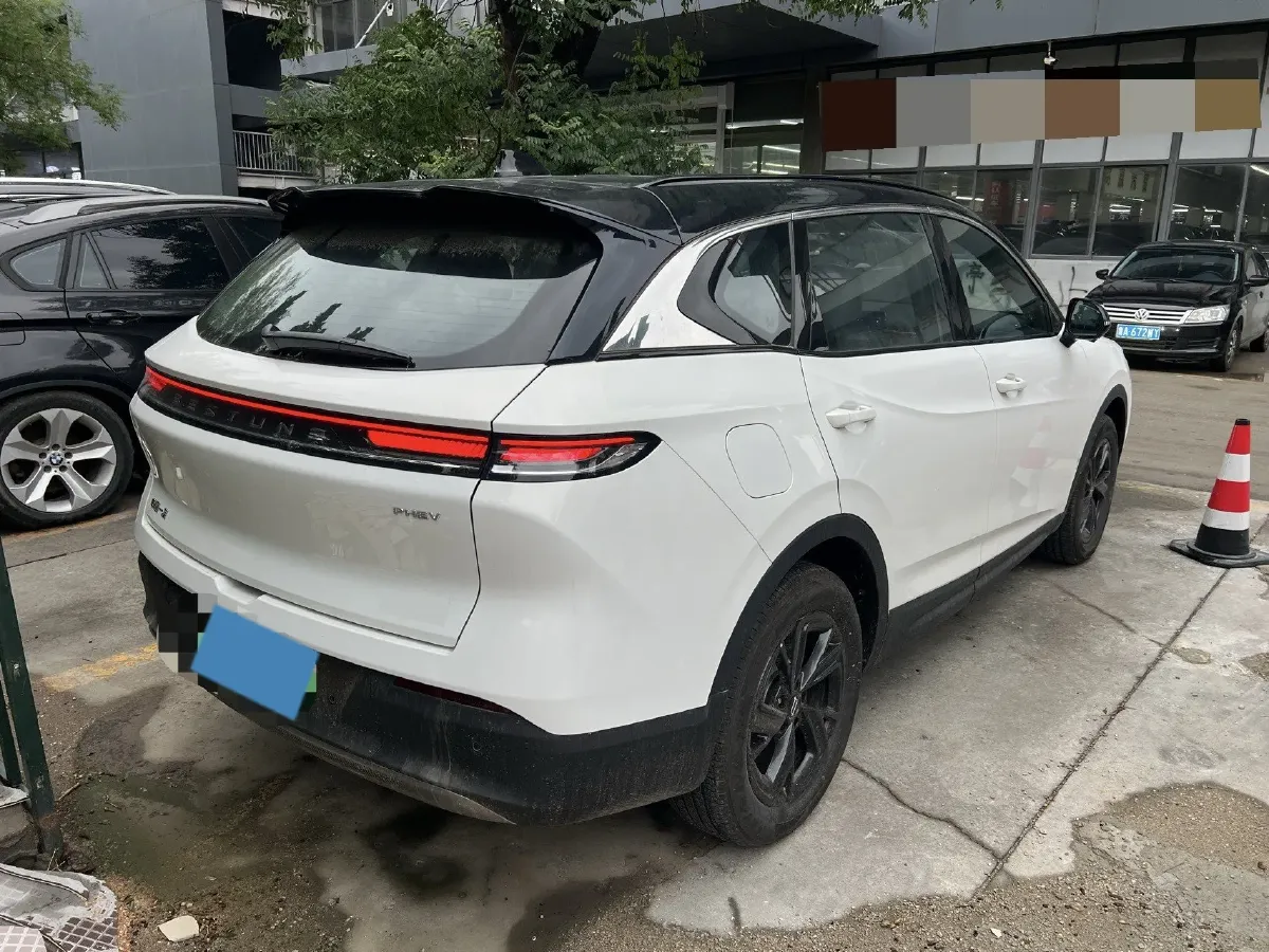 2025 Bestune YueYi 07 1.5T 150HP L4 1DHT PHEV,autocango,china used car exporter,china ev exporter,chinese used car exporter,chinese used ev exporter
