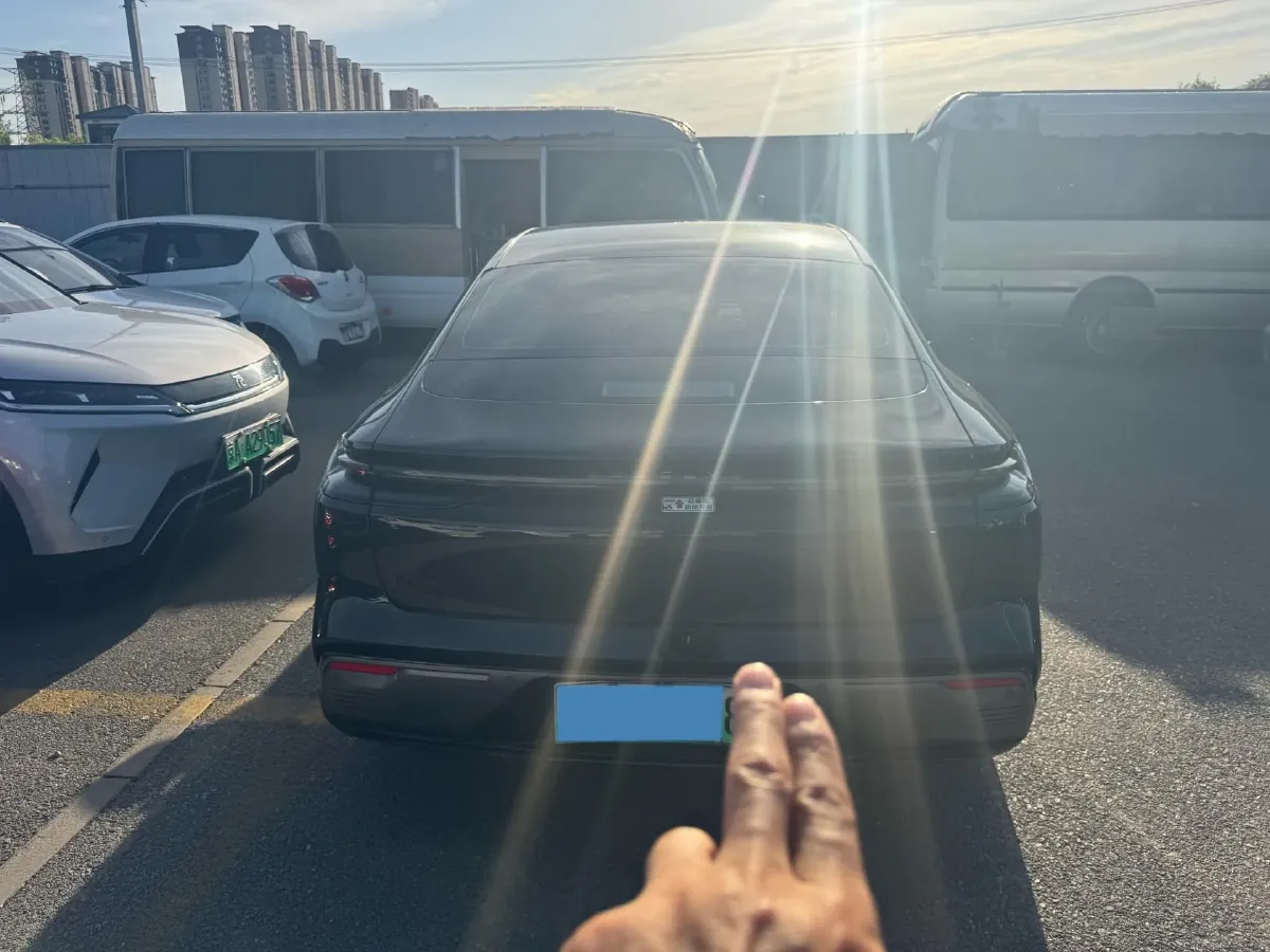 2025 Geely Galaxy Starshine 8 1.5L 112HP L4 1DHT PHEV,autocango,china used car exporter,china ev exporter,chinese used car exporter,chinese used ev exporter