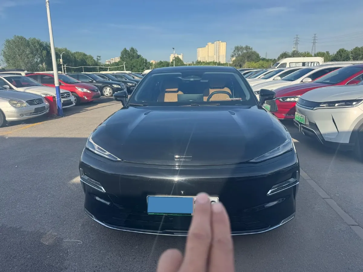 2025 Geely Galaxy Starshine 8 1.5L 112HP L4 1DHT PHEV,autocango,china used car exporter,china ev exporter,chinese used car exporter,chinese used ev exporter