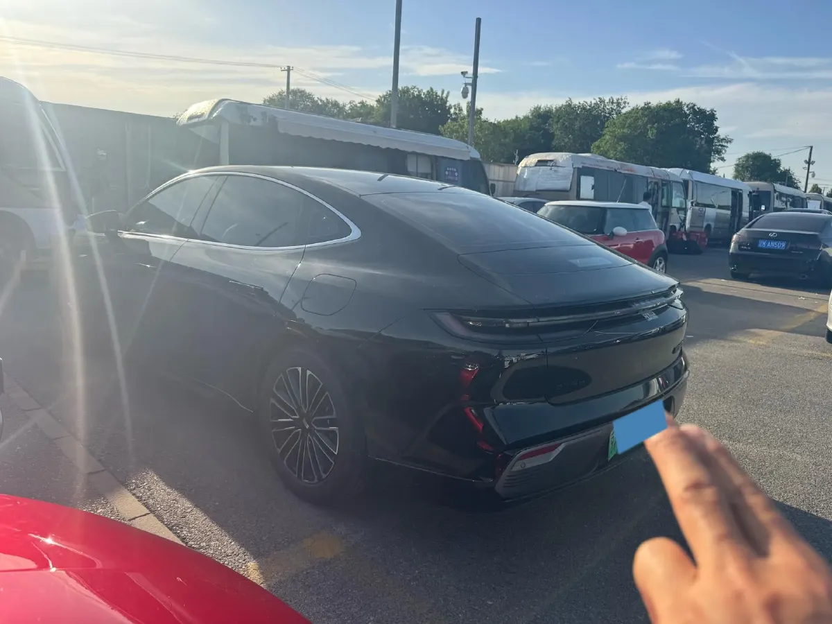 2025 Geely Galaxy Starshine 8 1.5L 112HP L4 1DHT PHEV,autocango,china used car exporter,china ev exporter,chinese used car exporter,chinese used ev exporter