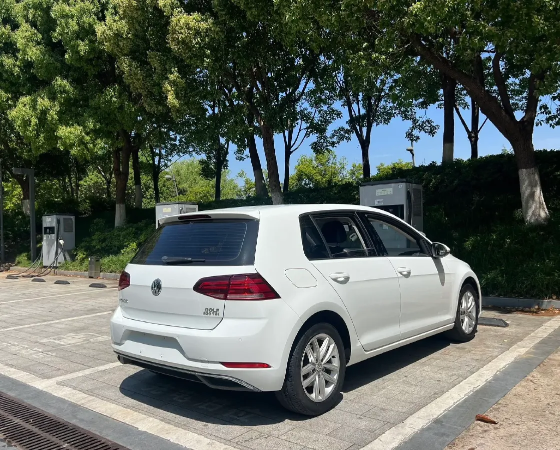 2018 Volkswagen Golf 1.4T 131HP L4 7DCT,autocango,china used car exporter,china ev exporter,chinese used car exporter,chinese used ev exporter