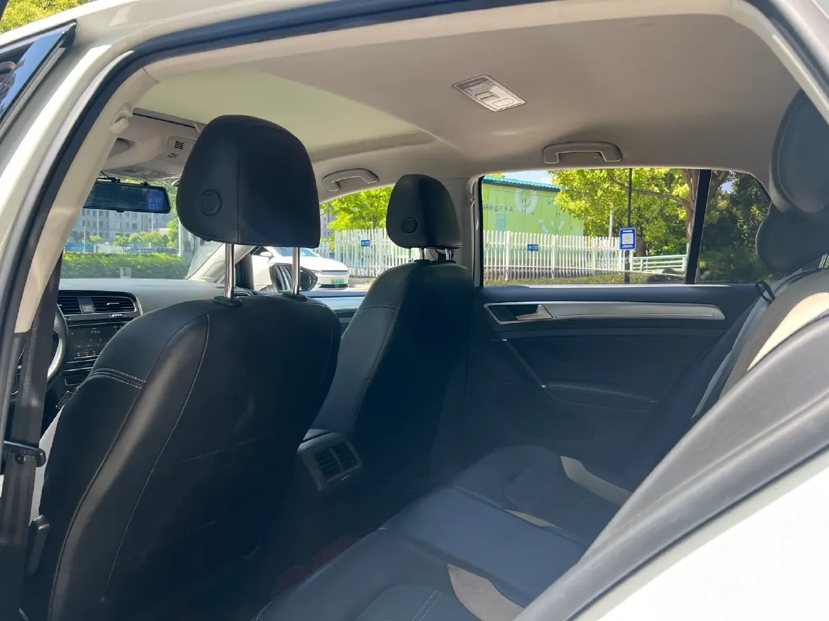 2018 Volkswagen Golf 1.4T 131HP L4 7DCT,autocango,china used car exporter,china ev exporter,chinese used car exporter,chinese used ev exporter