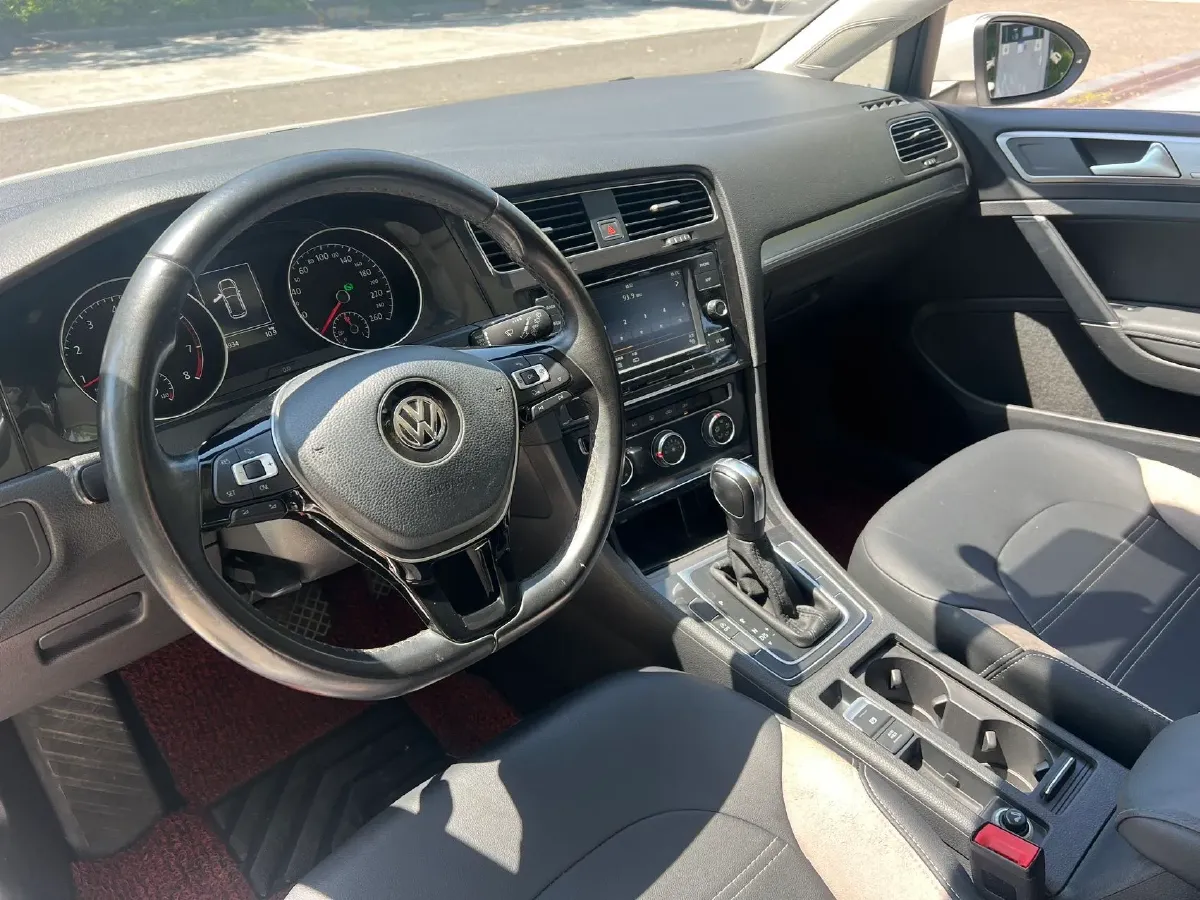 2018 Volkswagen Golf 1.4T 131HP L4 7DCT,autocango,china used car exporter,china ev exporter,chinese used car exporter,chinese used ev exporter