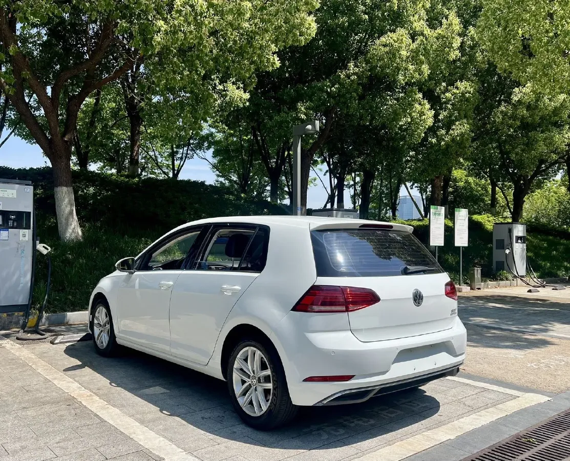 2018 Volkswagen Golf 1.4T 131HP L4 7DCT,autocango,china used car exporter,china ev exporter,chinese used car exporter,chinese used ev exporter