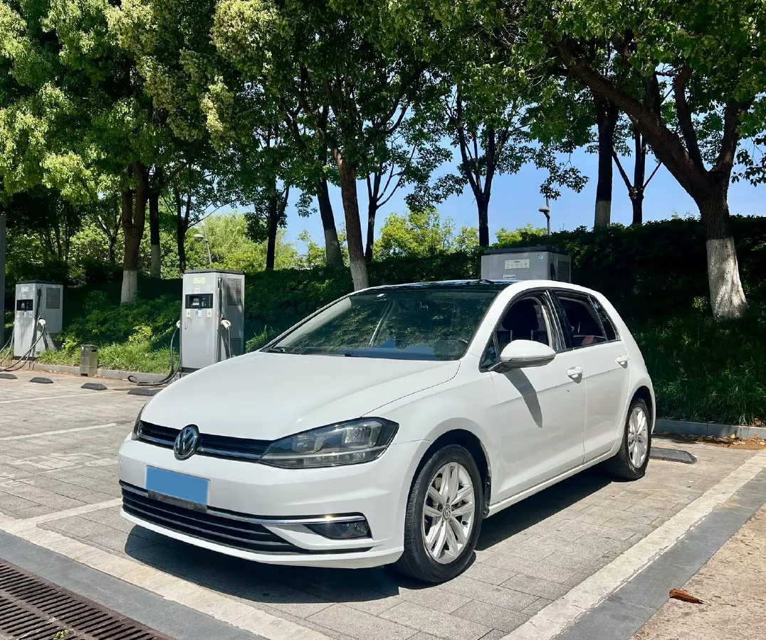 2018 Volkswagen Golf 1.4T 131HP L4 7DCT,autocango,china used car exporter,china ev exporter,chinese used car exporter,chinese used ev exporter