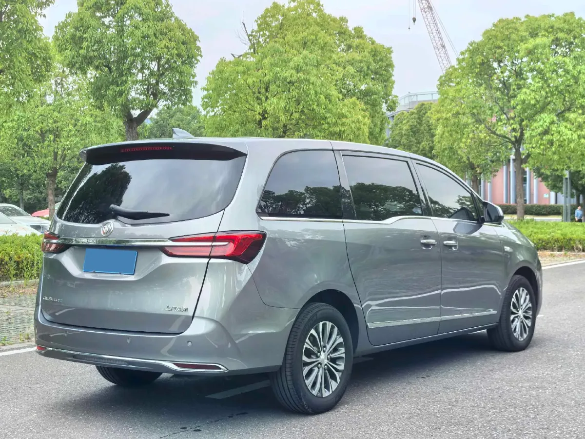 2022 Buick GL8 2.0T 237HP L4 9AT,autocango,china used car exporter,china ev exporter,chinese used car exporter,chinese used ev exporter