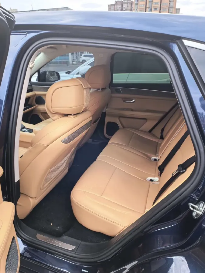 2022 JMC YuHu 7 2.0T 141HP L4 8AT,autocango,china used car exporter,china ev exporter,chinese used car exporter,chinese used ev exporter
