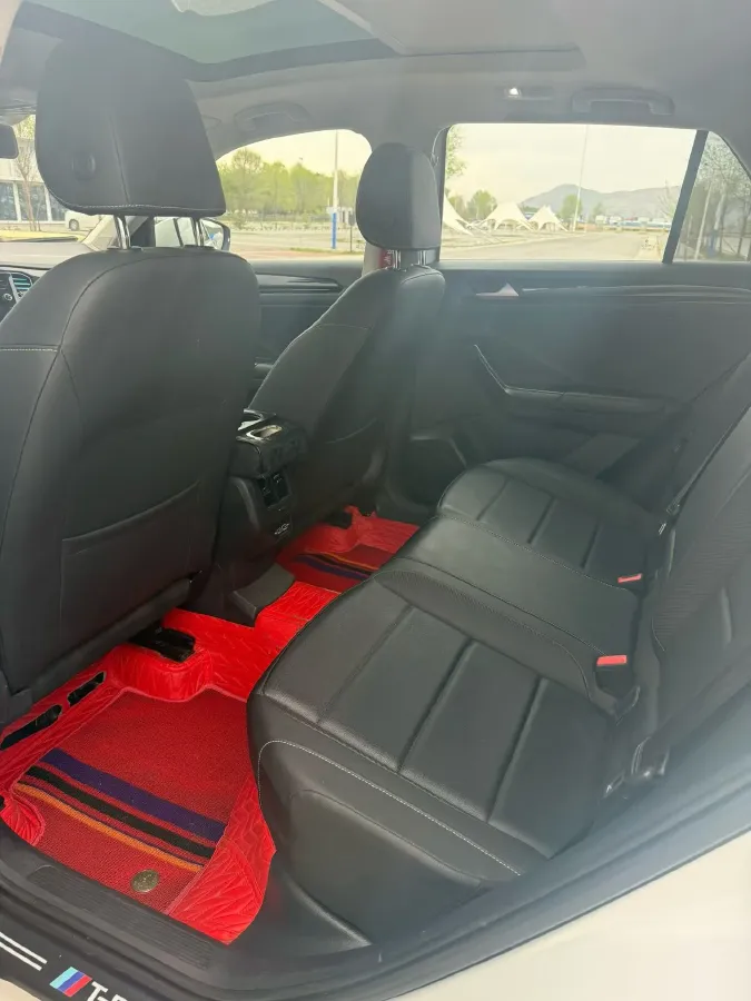 2018 Volkswagen Touran 1.4T 150HP L4 7DCT,autocango,china used car exporter,china ev exporter,chinese used car exporter,chinese used ev exporter