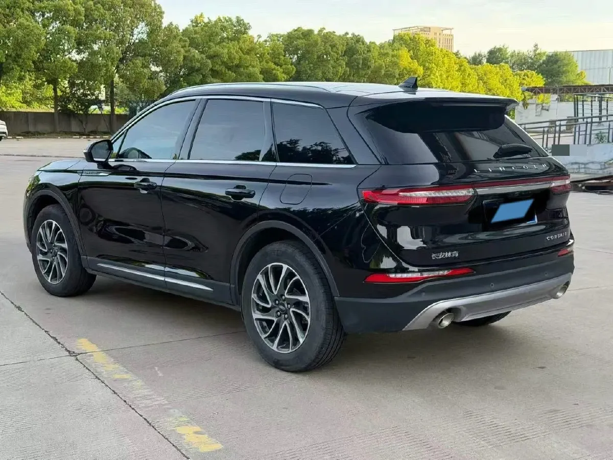 2021 Lincoln Corsair 2.0T 245HP L4 8AT,autocango,china used car exporter,china ev exporter,chinese used car exporter,chinese used ev exporter