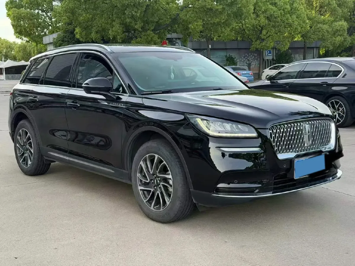 2021 Lincoln Corsair 2.0T 245HP L4 8AT,autocango,china used car exporter,china ev exporter,chinese used car exporter,chinese used ev exporter