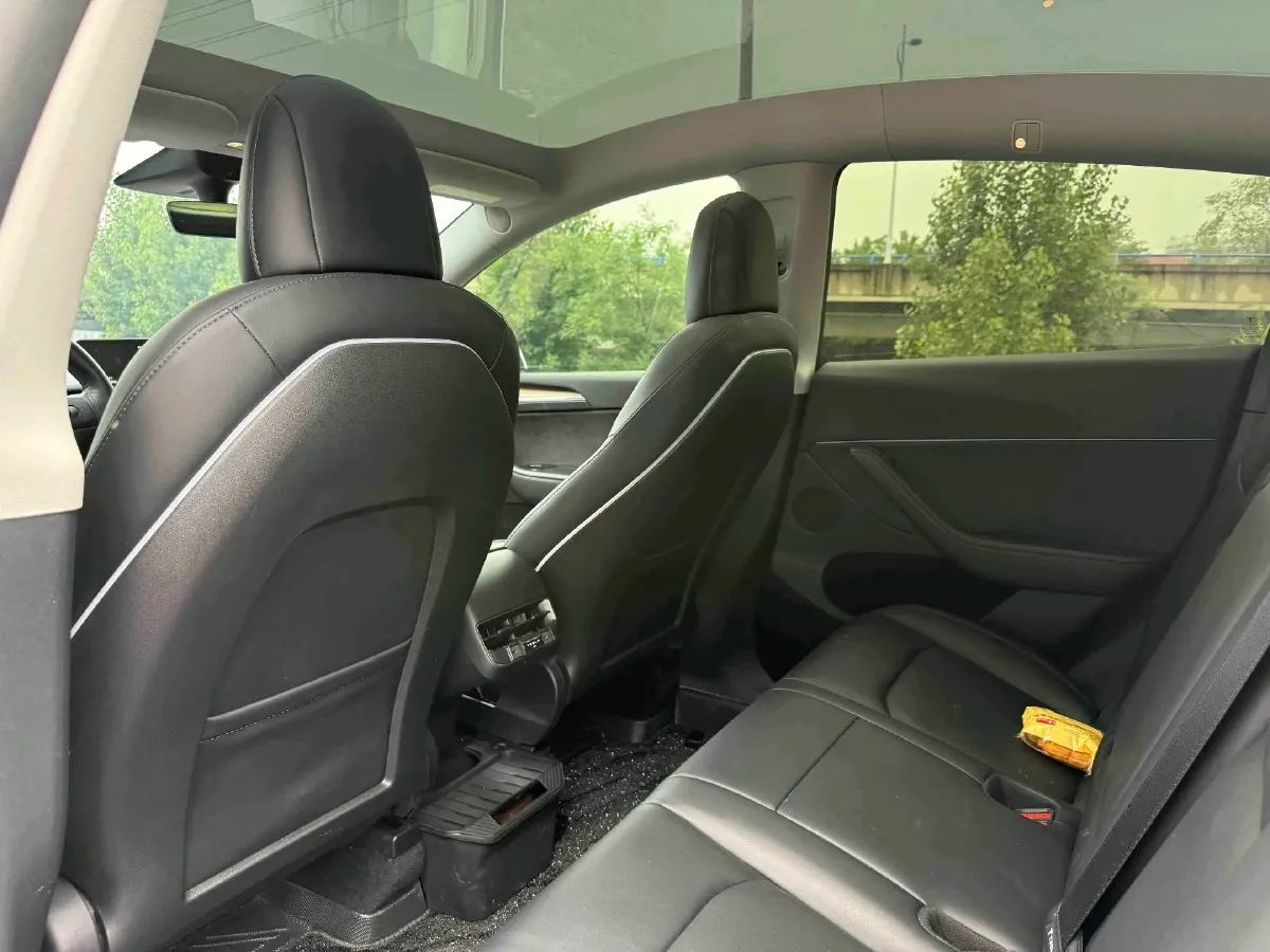 2022 Tesla Model Y BEV 60KWH,autocango,china used car exporter,china ev exporter,chinese used car exporter,chinese used ev exporter