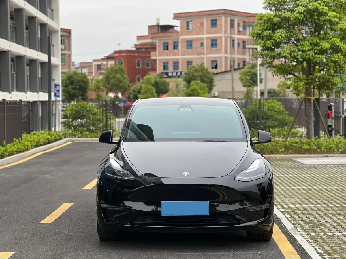 2022 Tesla Model Y BEV 60KWH,autocango,china used car exporter,china ev exporter,chinese used car exporter,chinese used ev exporter