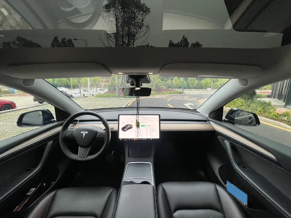 2022 Tesla Model Y BEV 60KWH,autocango,china used car exporter,china ev exporter,chinese used car exporter,chinese used ev exporter