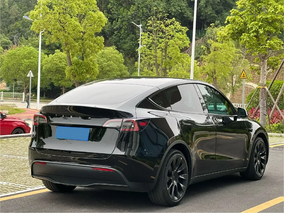 2022 Tesla Model Y BEV 60KWH,autocango,china used car exporter,china ev exporter,chinese used car exporter,chinese used ev exporter