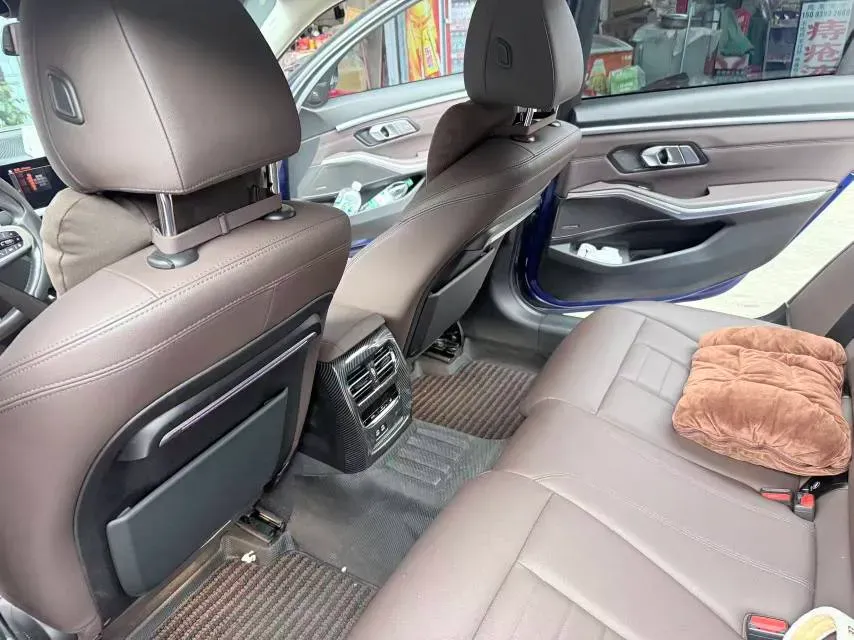 2020 BMW 3 Series 2.0T 184HP L4 8AT,autocango,china used car exporter,china ev exporter,chinese used car exporter,chinese used ev exporter