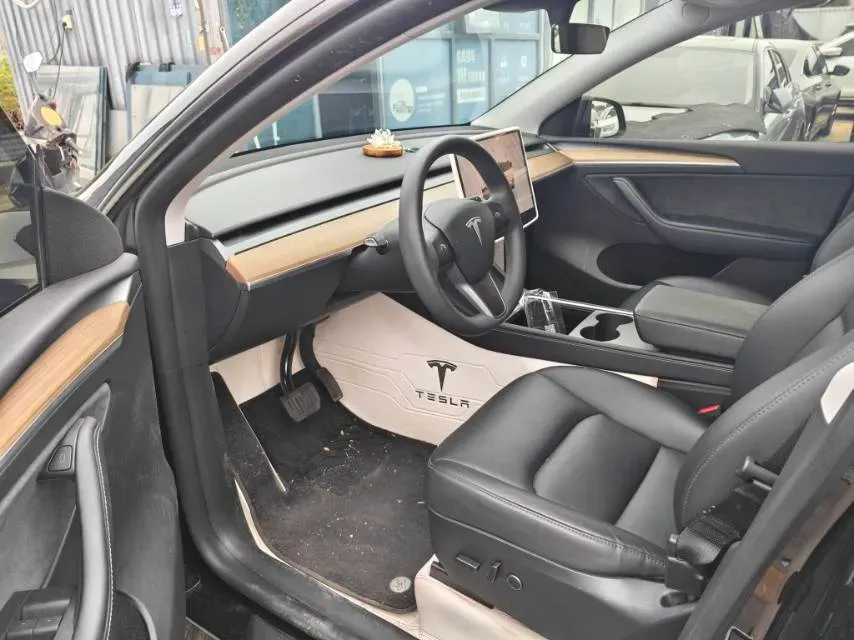 2022 Tesla Model Y BEV 60KWH,autocango,china used car exporter,china ev exporter,chinese used car exporter,chinese used ev exporter