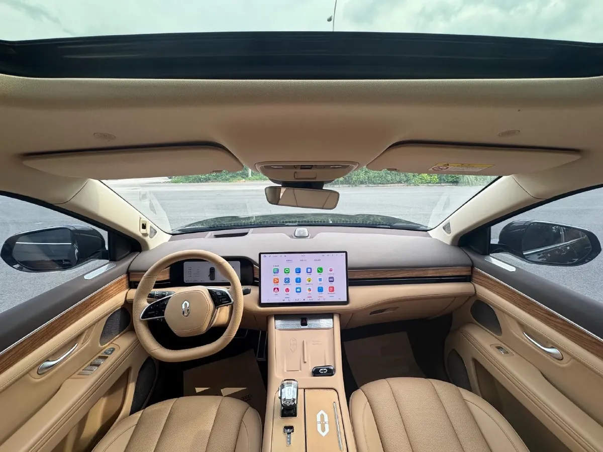 2024 AITO AITO M7 1.5T 152HP L4 REEV 40KWH,autocango,china used car exporter,china ev exporter,chinese used car exporter,chinese used ev exporter