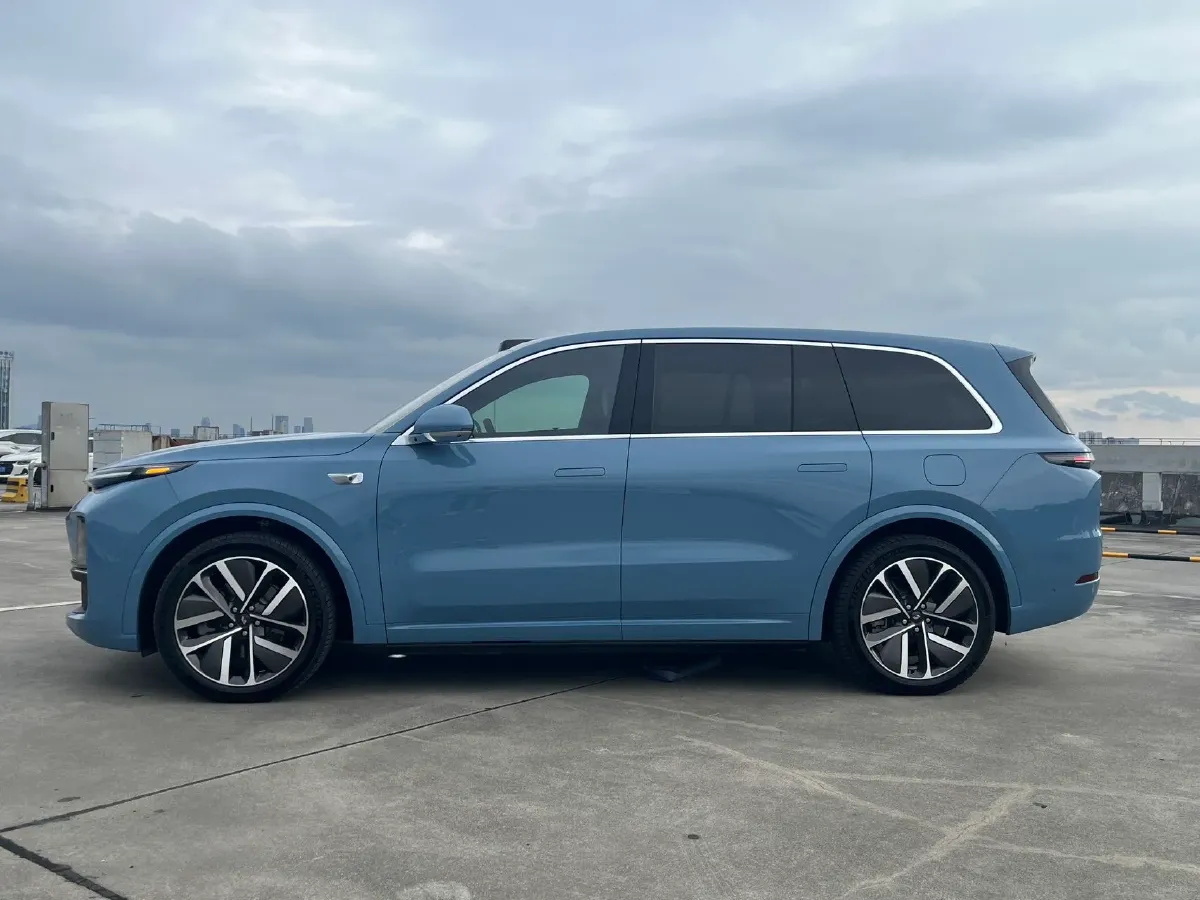 2022 Li L9 Range Extended 154HP REEV 42.6KWH,autocango,china used car exporter,china ev exporter,chinese used car exporter,chinese used ev exporter