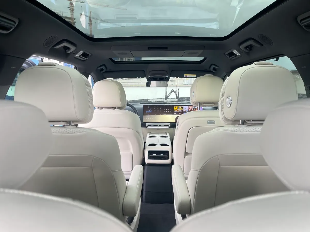 2022 Li L9 Range Extended 154HP REEV 42.6KWH,autocango,china used car exporter,china ev exporter,chinese used car exporter,chinese used ev exporter