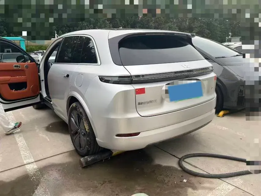 2024 Li L7 Range Extended 154HP REEV 42.8KWH,autocango,china used car exporter,china ev exporter,chinese used car exporter,chinese used ev exporter